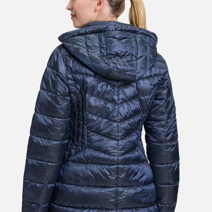 Outdoorjacke mit abnehmbarer Kapuze Outdoorjacke mit abnehmbarer Kapuze