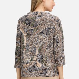 Sweatshirt mit hohem Kragen Sweatshirt mit hohem Kragen