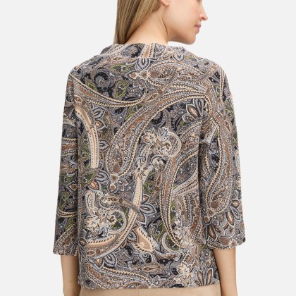 Sweatshirt mit hohem Kragen Sweatshirt mit hohem Kragen