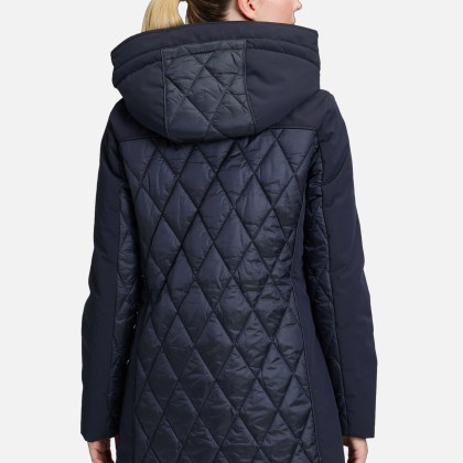 Outdoorjacke mit abnehmbarer Kapuze Outdoorjacke mit abnehmbarer Kapuze