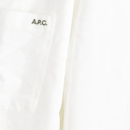 A.P.C. - Classic Button-Down Shirt With Subtle Logo Detail - Größe XXL - weiß – Bild 2