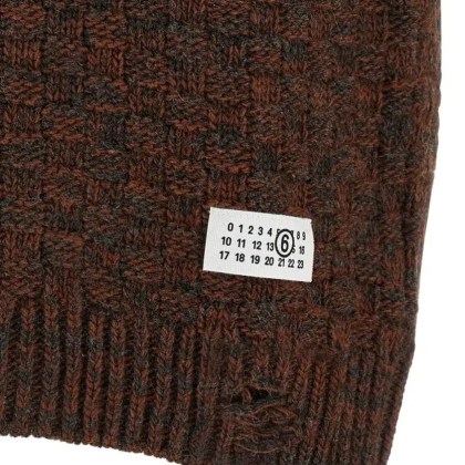 MM6 Maison Margiela - Textured Knit Sleeveless Jacket With V-Neckline - Größe S - braun – Bild 3