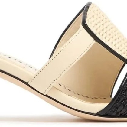 Manolo Blahnik - Manolo Blahnik Fabiolamu 50 Sandals - Größe 37 - beige Manolo Blahnik - Manolo Blahnik Fabiolamu 50 Sandals - Größe 37 - beige