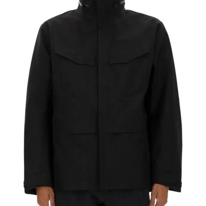 Veilance - Foldable Hooded Jacket With Concealed Design - Größe S - schwarz Veilance - Foldable Hooded Jacket With Concealed Design - Größe S - schwarz
