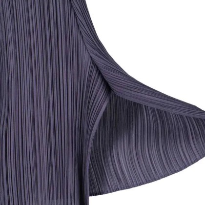 ISSEY MIYAKE PLEATS PLEASE - Pleated Wide-Leg Trousers With Cropped Silhouette - Größe IV - blau – Bild 3