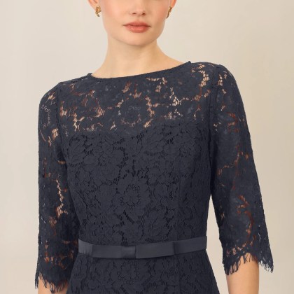 Apart - Spitzenkleid - Größe 46 - blau