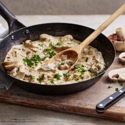 Resep Creamy Mushroom Sauce: Panduan Memasak Saus Jamur yang Lezat Resep Creamy Mushroom Sauce: Panduan Memasak Saus Jamur yang Lezat