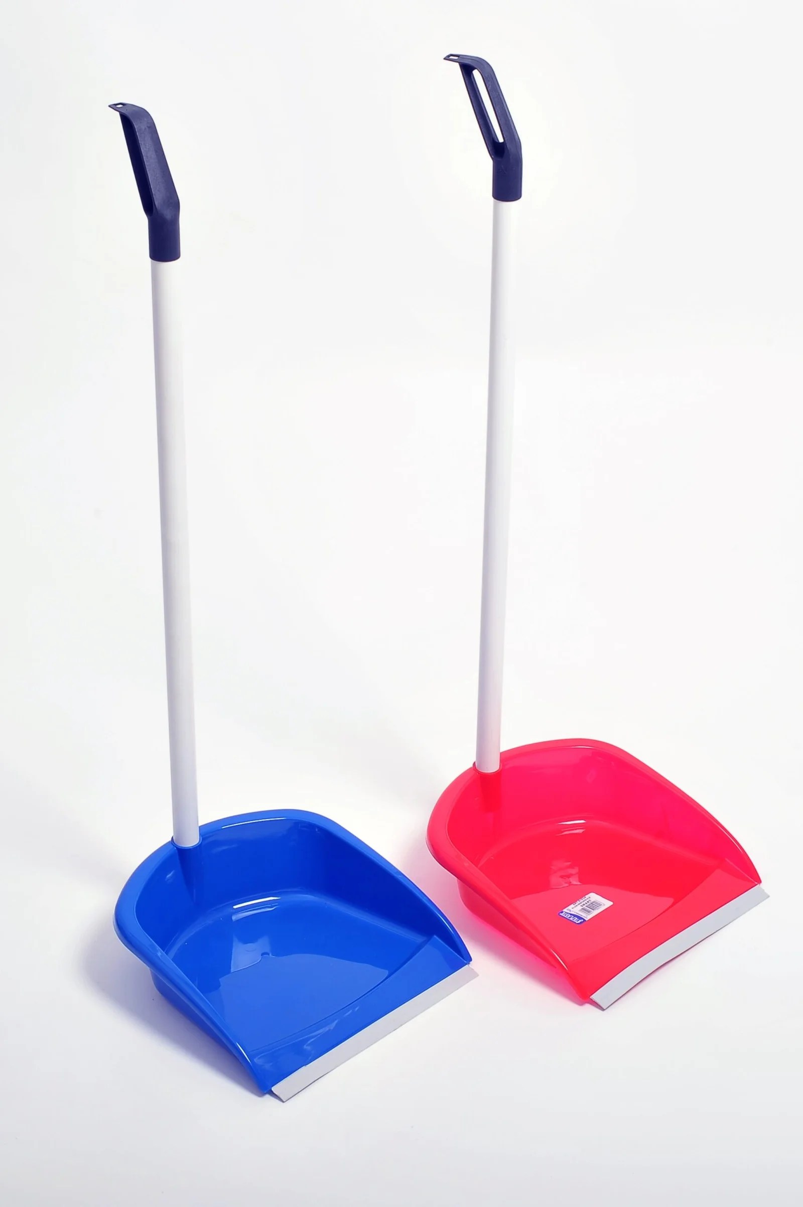 DUSTPAN WITH HANDLE SMART -ASSORTMENT COLORS- OUTER BOX OF 15 PCS DUSTPAN WITH HANDLE SMART -ASSORTMENT COLORS- OUTER BOX OF 15 PCS