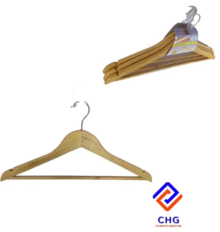 3 PCS WOODEN HANGERS- 1 PACK K40