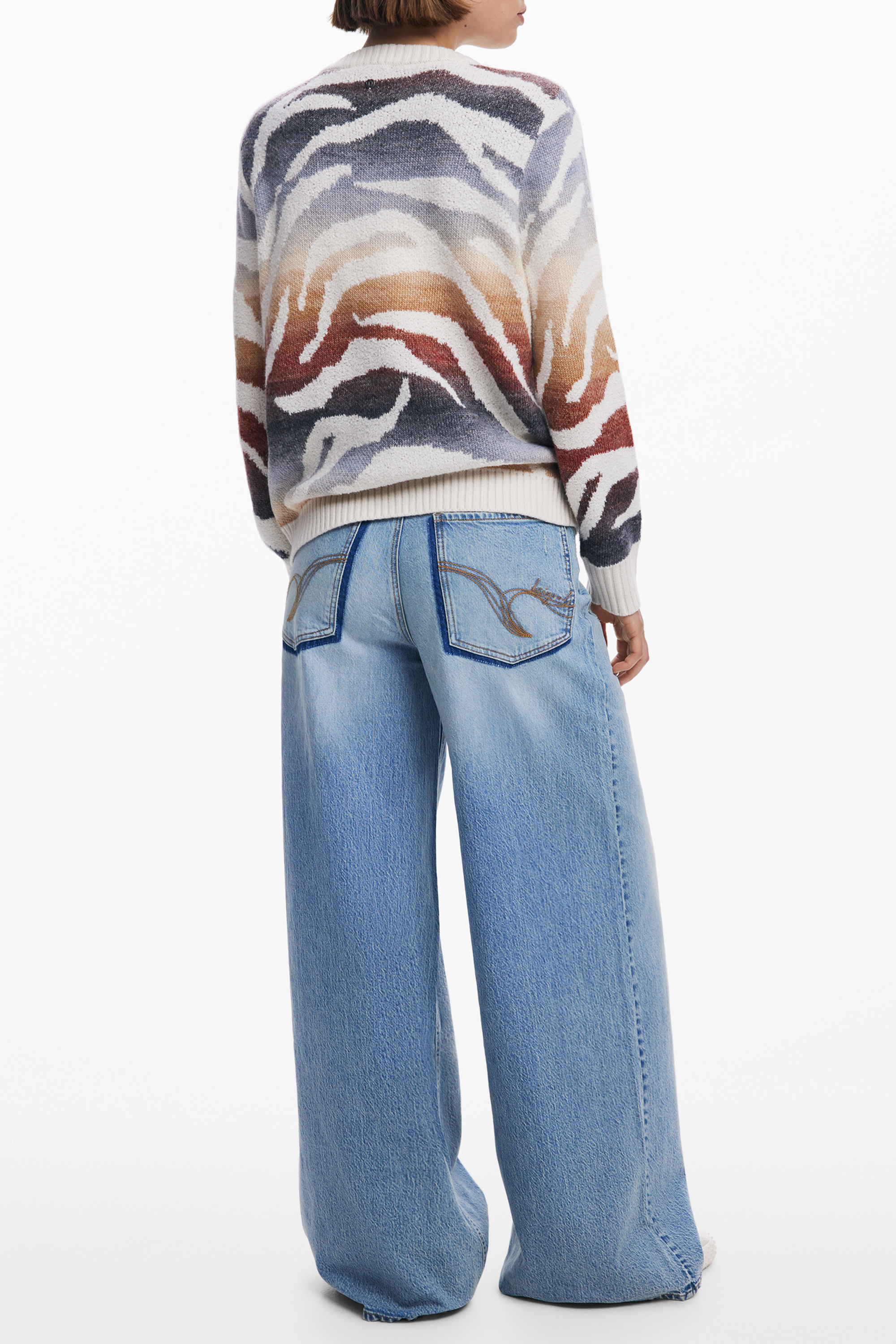 DESIGUAL WOMEN WHITE SWEATER