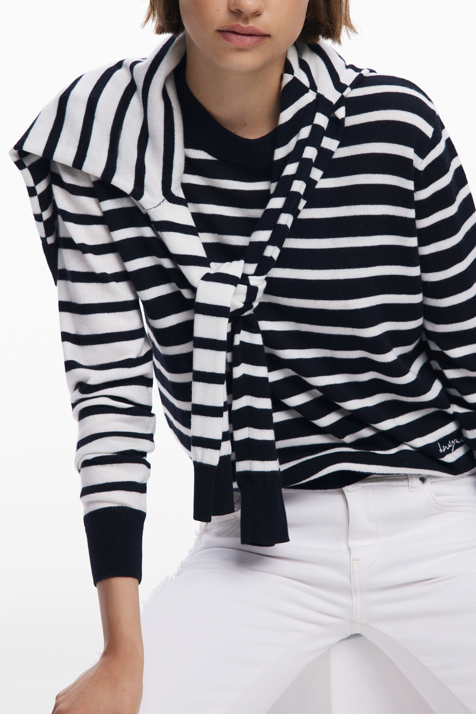 DESIGUAL WOMEN BLACK SWEATER