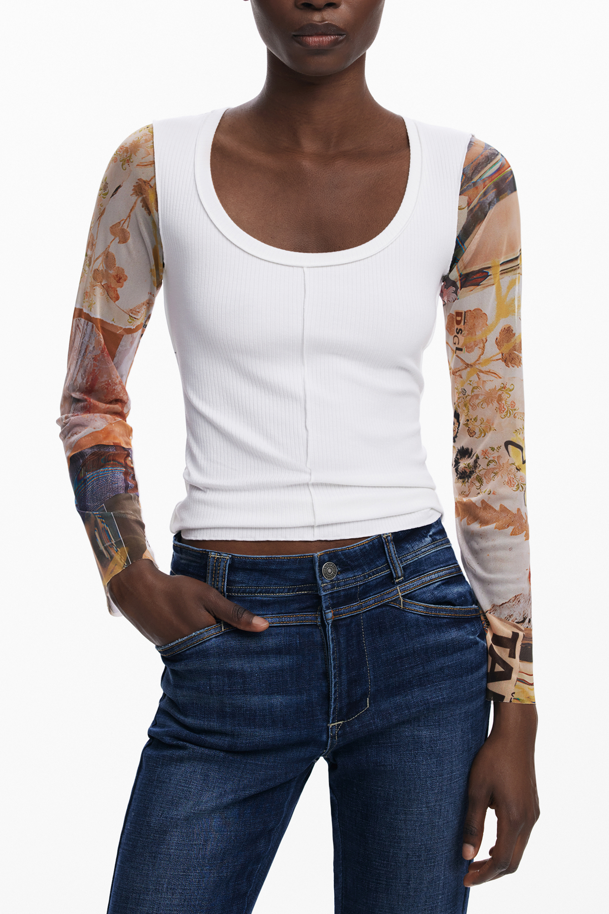 DESIGUAL WOMEN WHITE SWEATER DESIGUAL WOMEN WHITE SWEATER