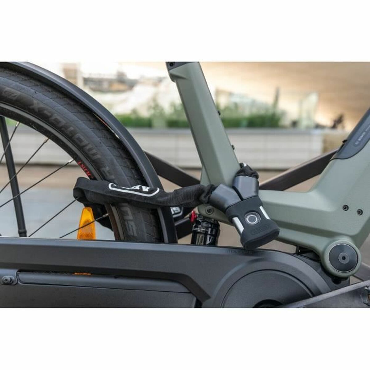 Chain with Padlock ABUS