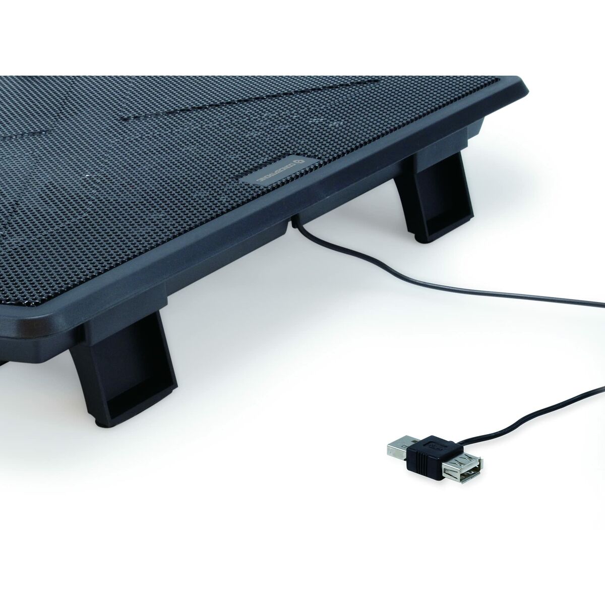 Cooling Base for a Laptop Conceptronic