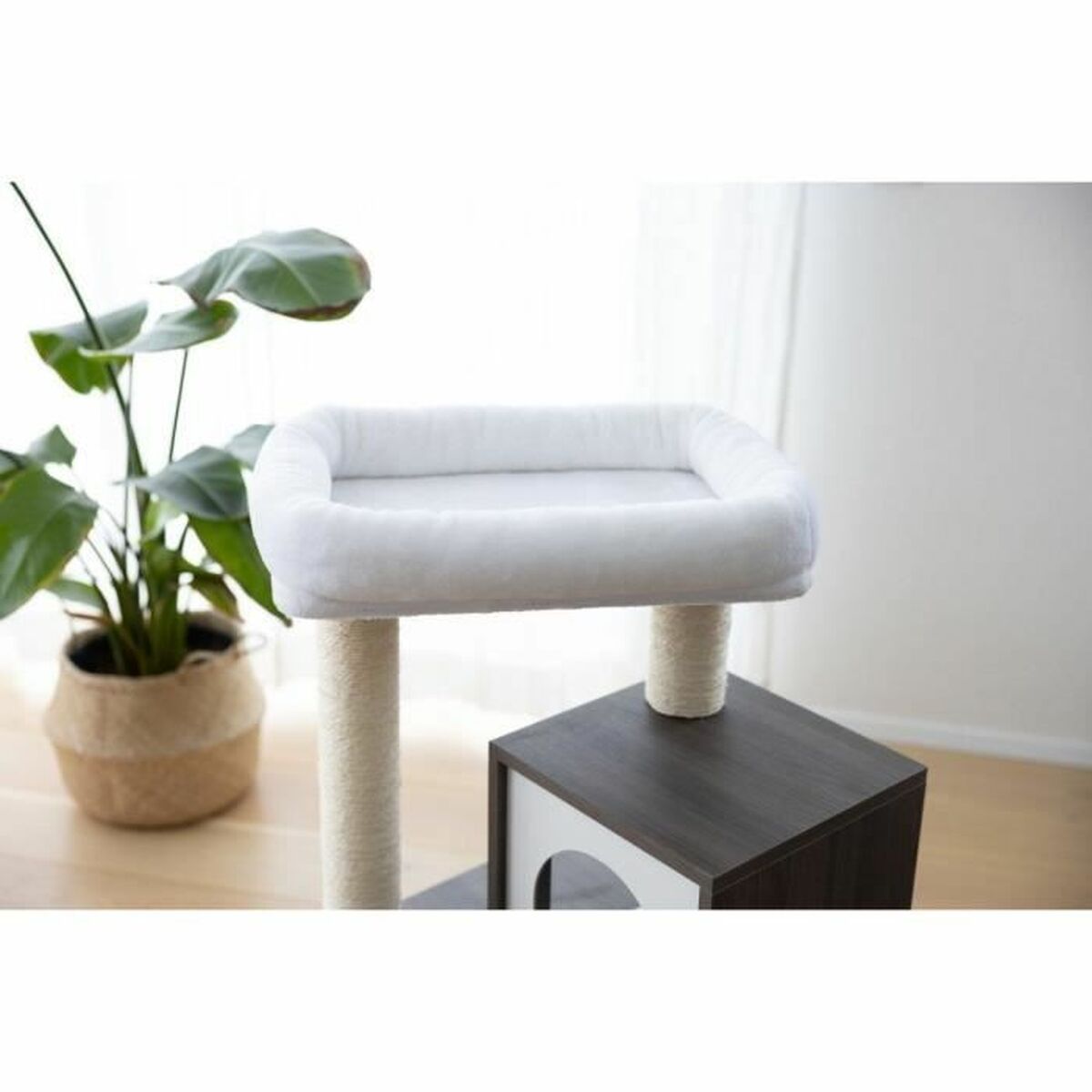 Scratching Post for Cats Kerbl Grey White/Black Sisal