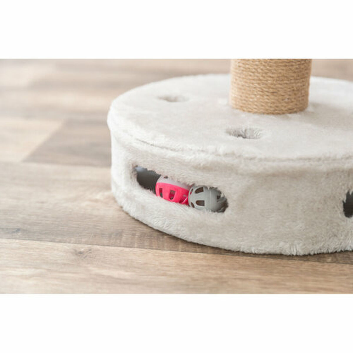 Scratching Post for Cats Trixie Dalia Grey 54 cm