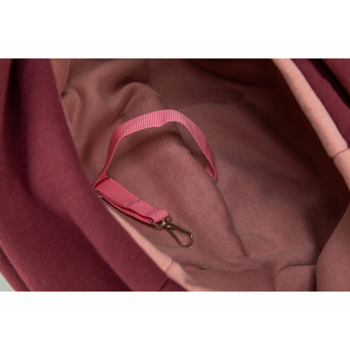 Over the Shoulder Pet Handbag Trixie Pink 22  20  60 CM