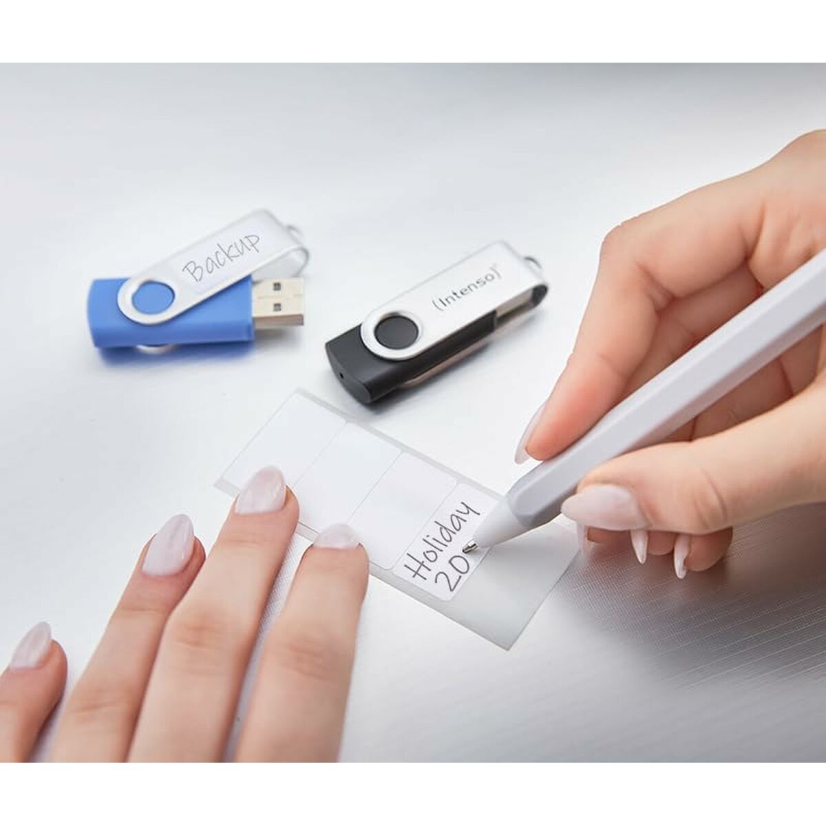 USB stick INTENSO Basic Line 4 GB 10 Units (10 Units)