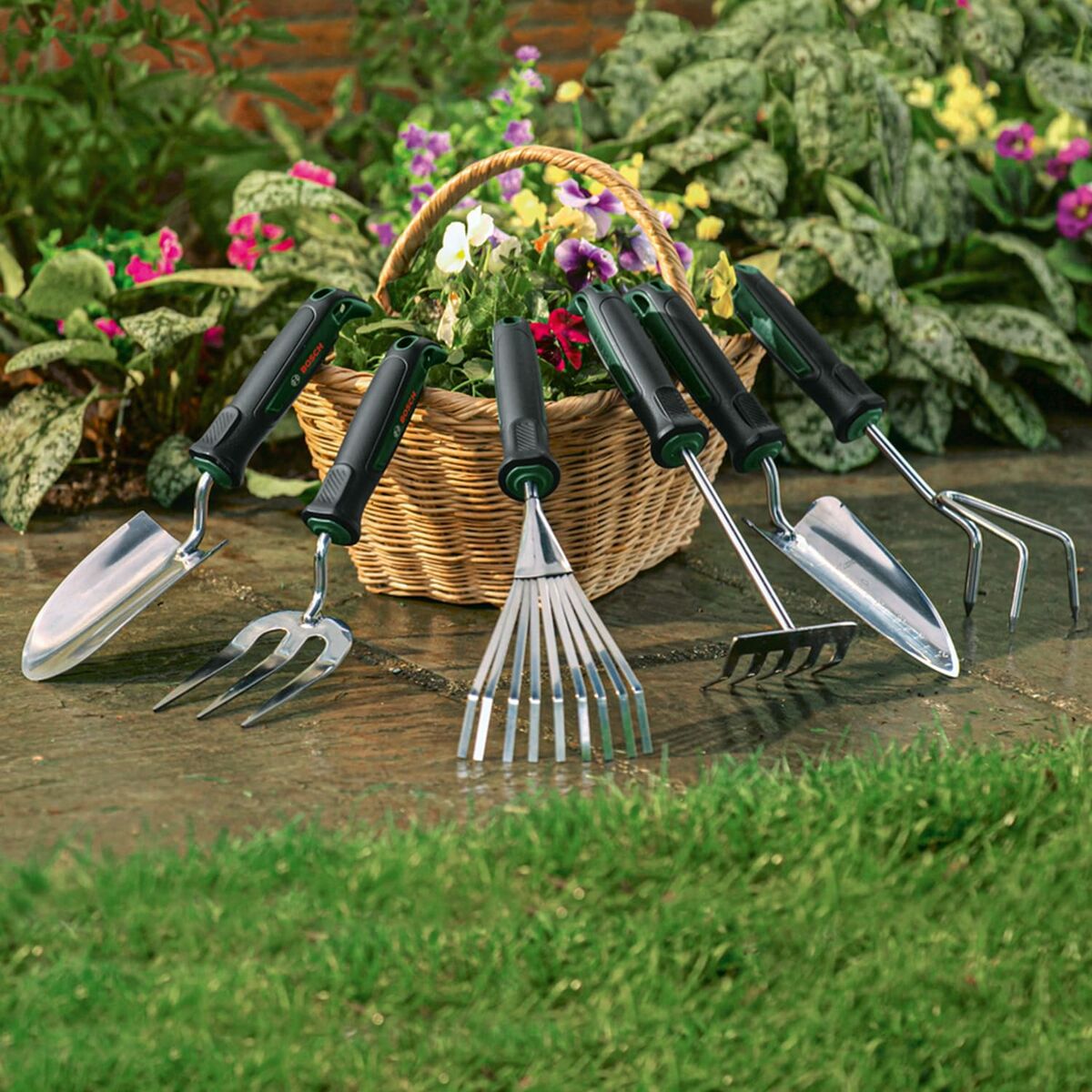 Garden rake BOSCH Green