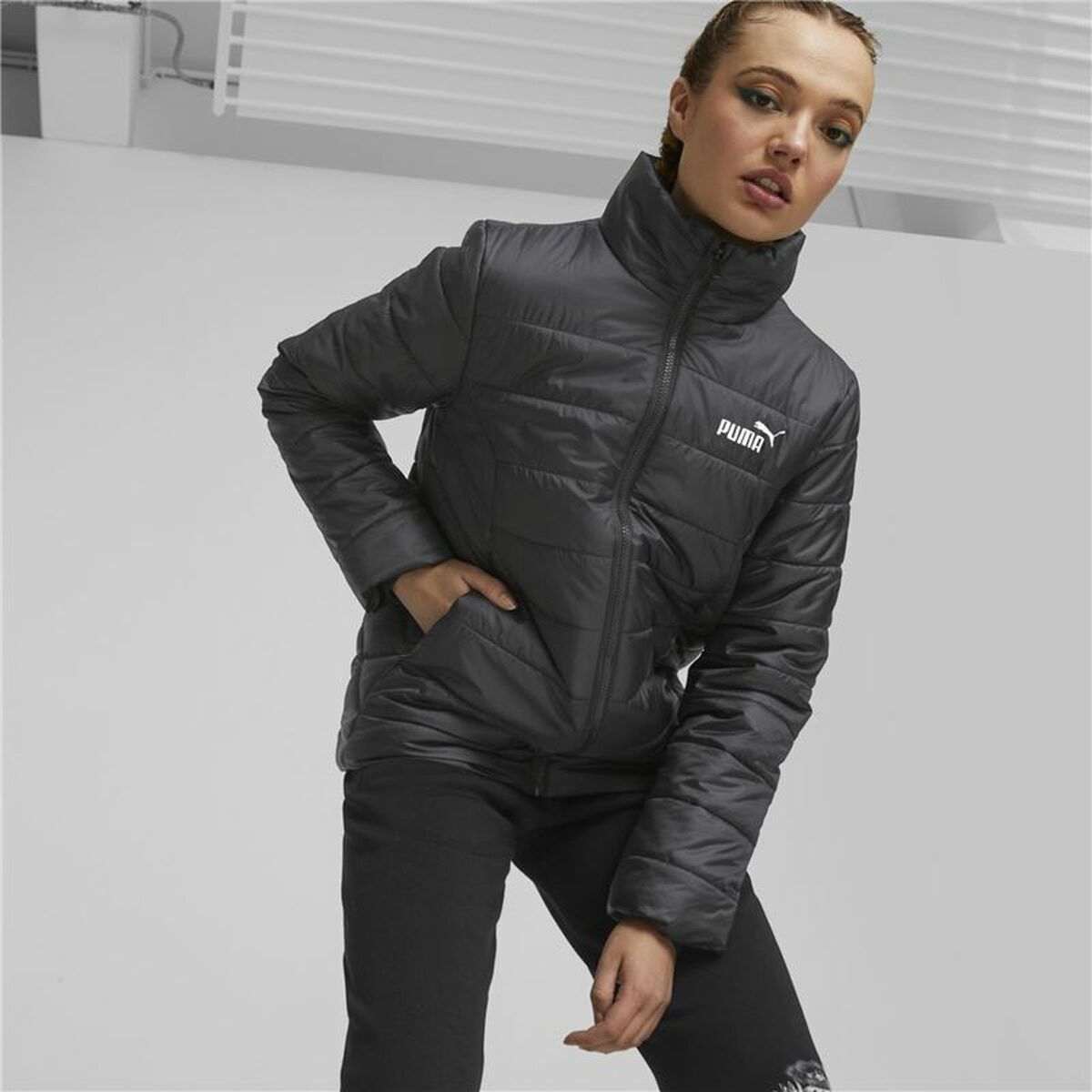 Women’s Sports Jacket Puma Essentials Black
