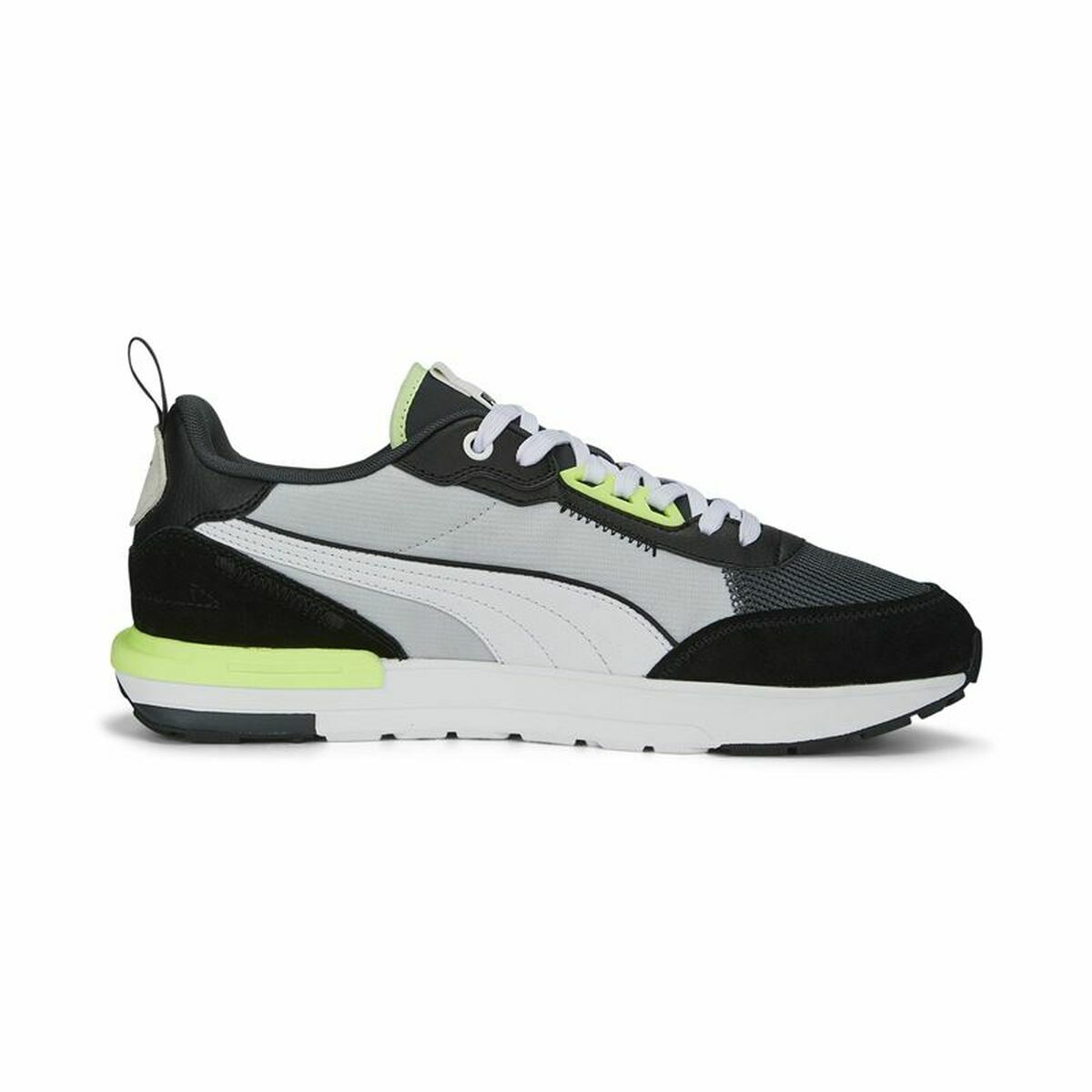 Men’s Trainers Puma  R22