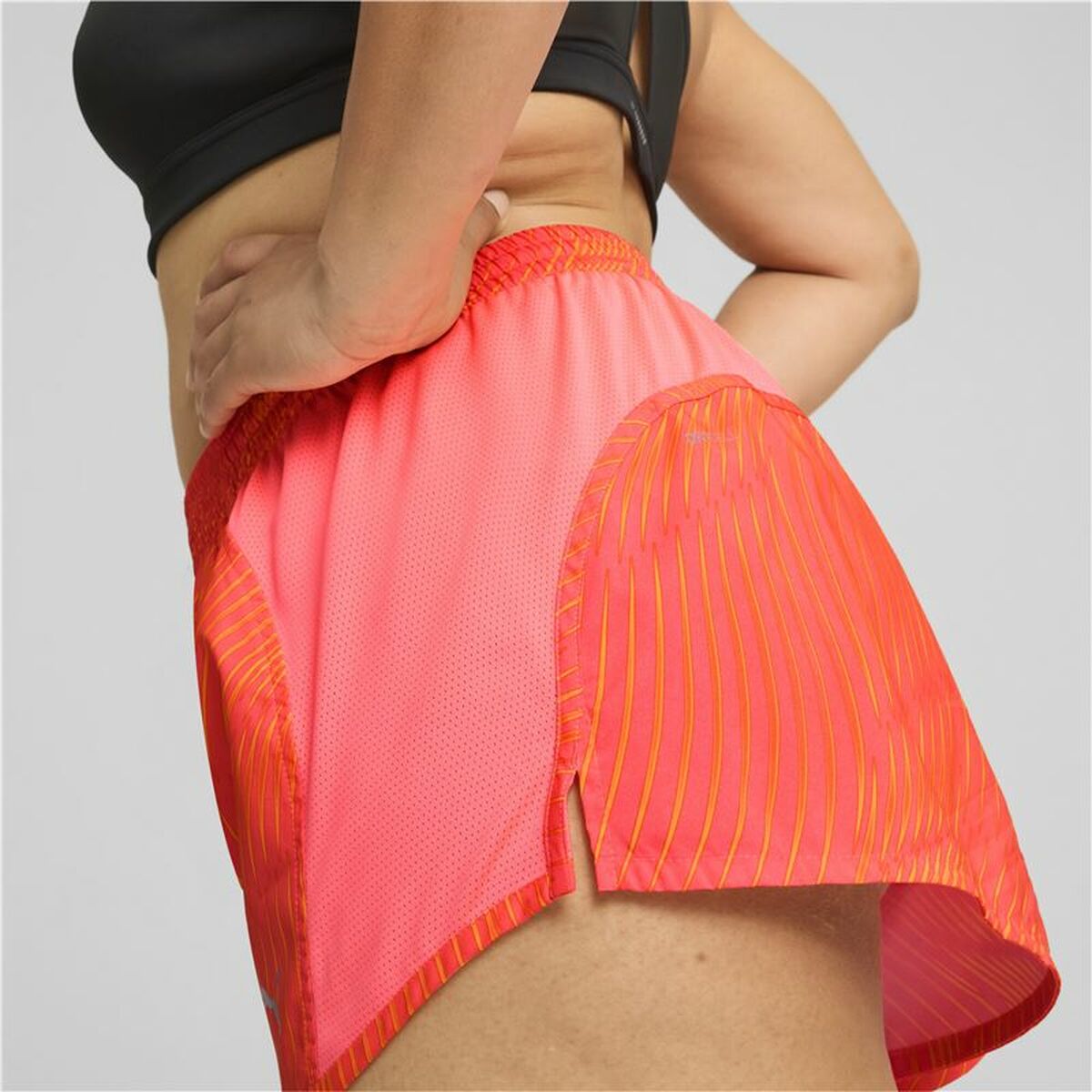Sports Shorts for Women Puma Puma Run Favorite Aop Velocity 3″ Red