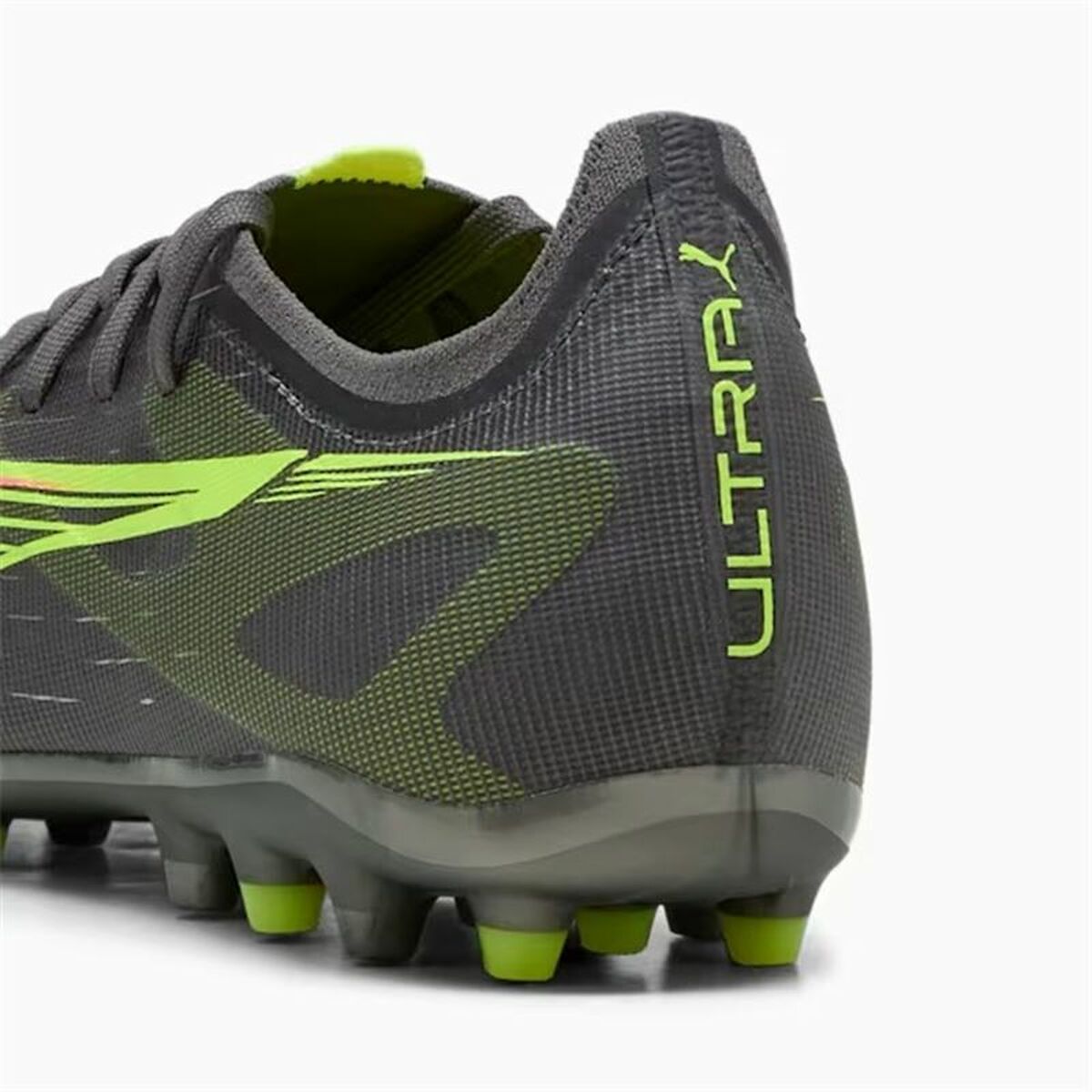 Adult’s Football Boots Puma Ultra 5 Match Mg
