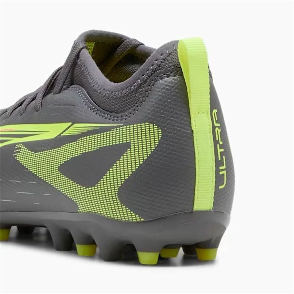 Adult’s Football Boots Puma Ultra 5 Match Mg
