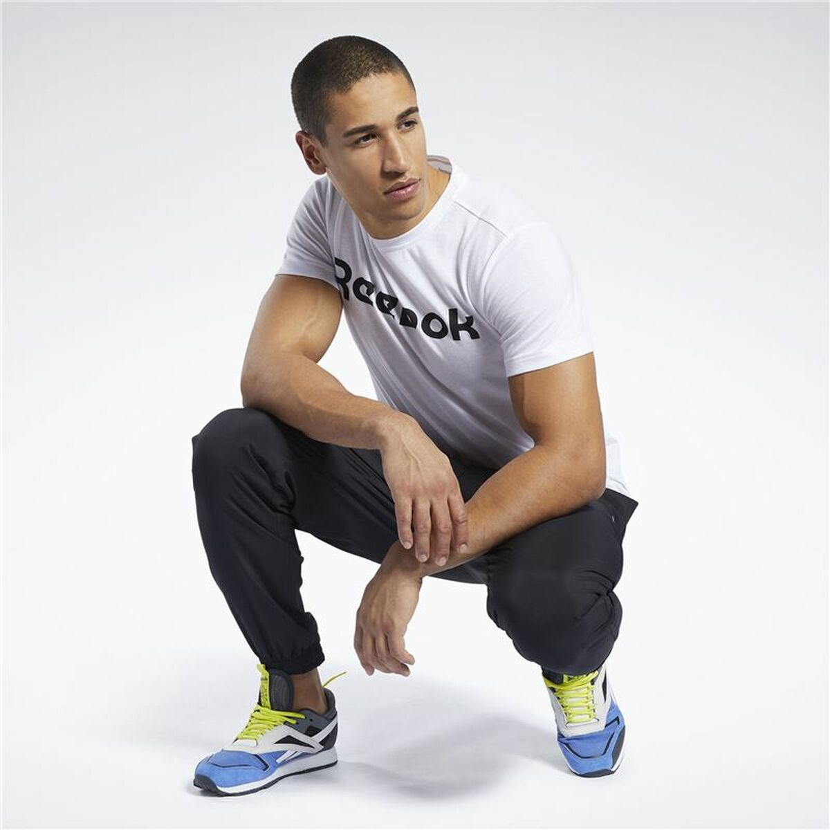 Mens Short Sleeve T-Shirt Reebok Graphic Series Linear Logo White 2XL