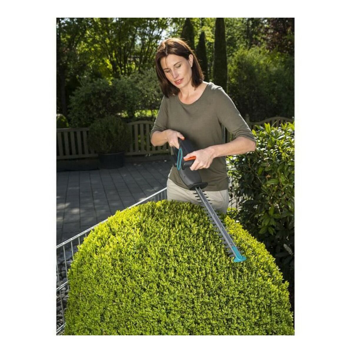 Hedge trimmer Gardena EasyCut 14,4 V 2 Ah