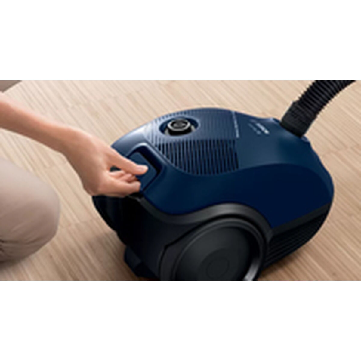 vacuum cleaner BOSCH BGBS2BU1T Blue 850 W