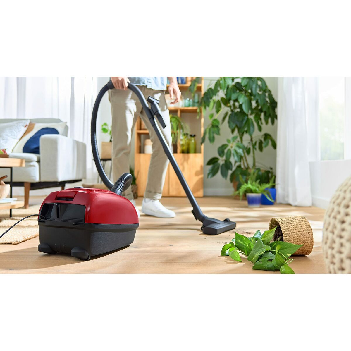 vacuum cleaner BOSCH BGB38RD2 Black Red rouge 600 W