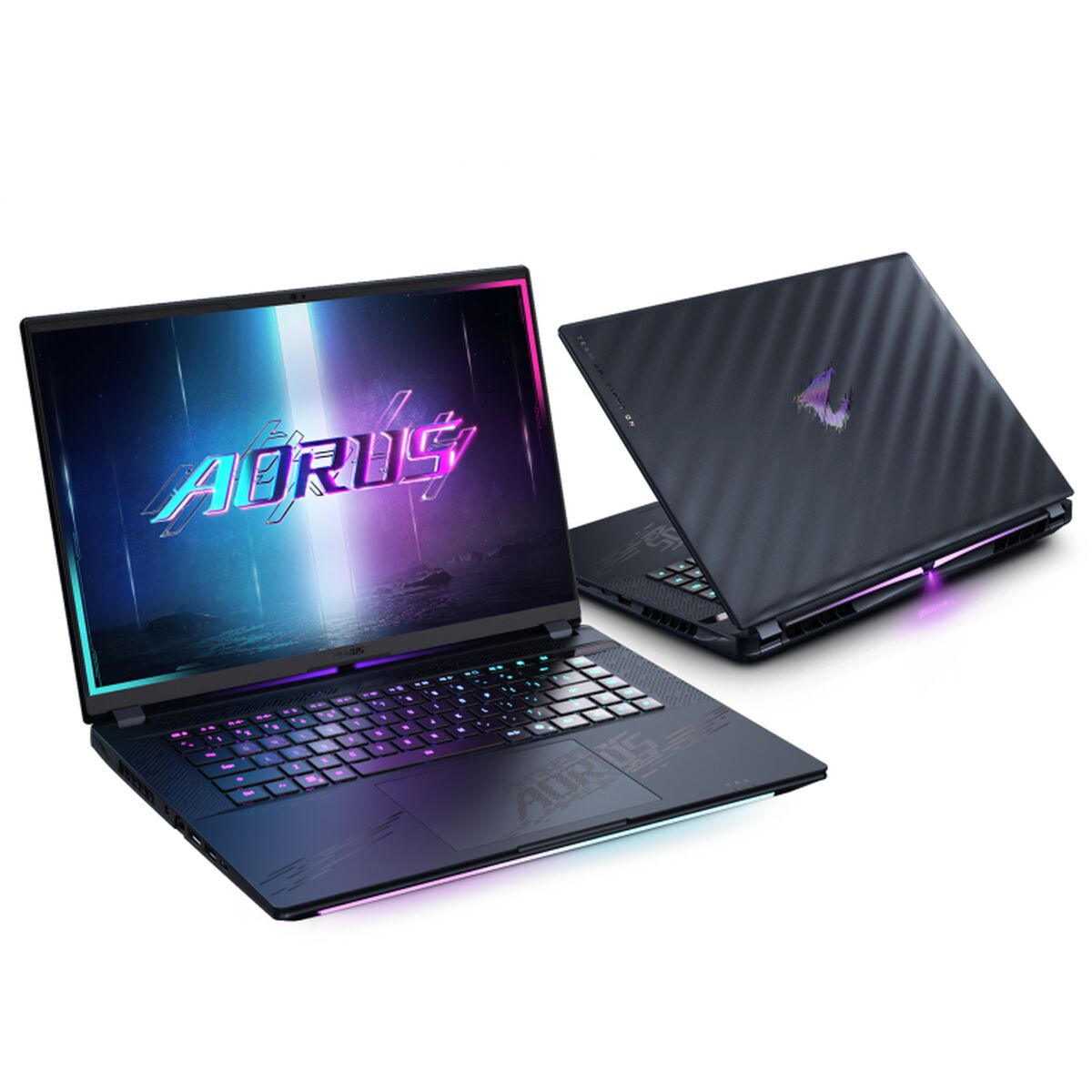 Laptop Gigabyte AORUS MASTER 16 BZHC6PTE64SP 16″ 32 GB RAM 1 TB 1 TB SSD Spanish Qwerty Qwerty Portuguese