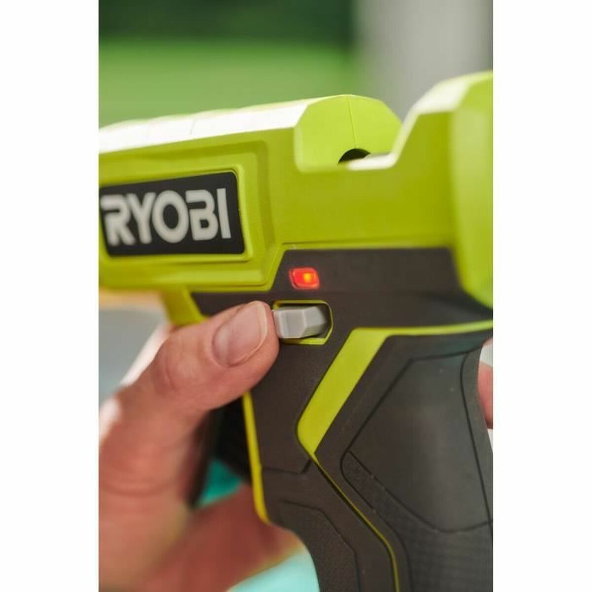 Silicone gun Ryobi 60 W  11 mm