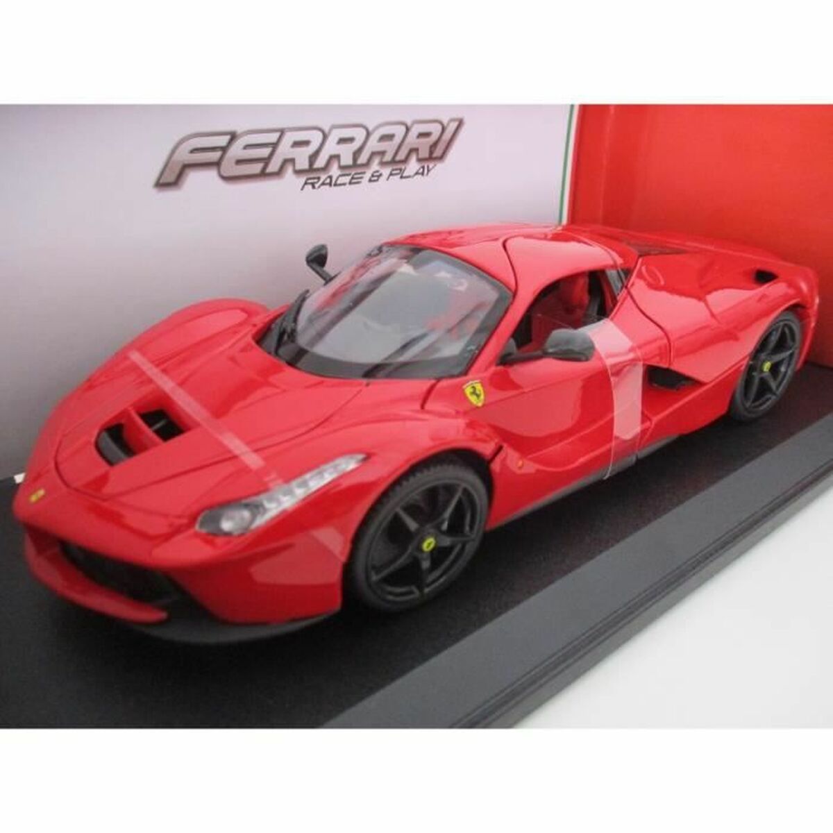 Car Bburago Ferrari 1:18 Car Bburago Ferrari 1:18