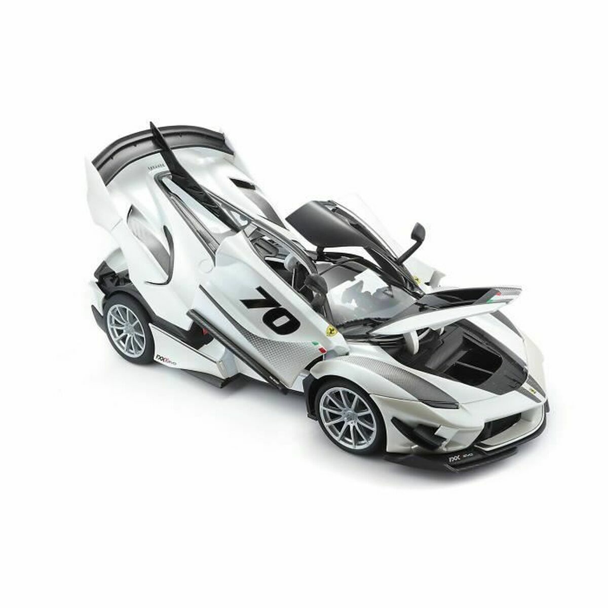 Car Bburago Ferrari FXX K-EVO #70 PE 1:18