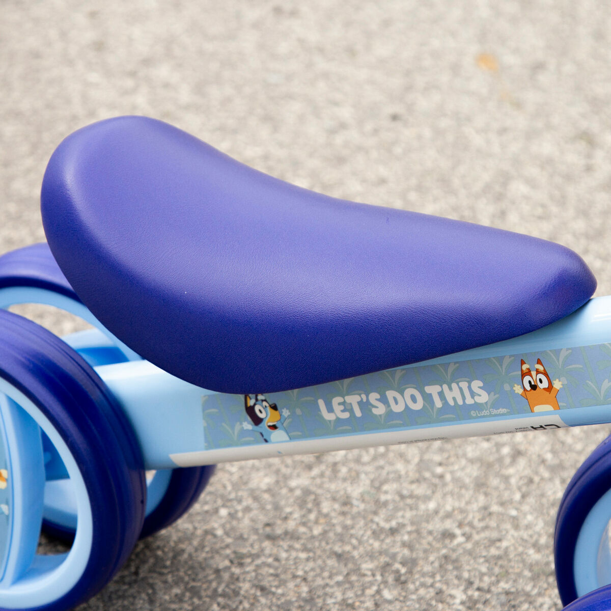 Ride-on toy Bluey 47 x 37 x 25 cm