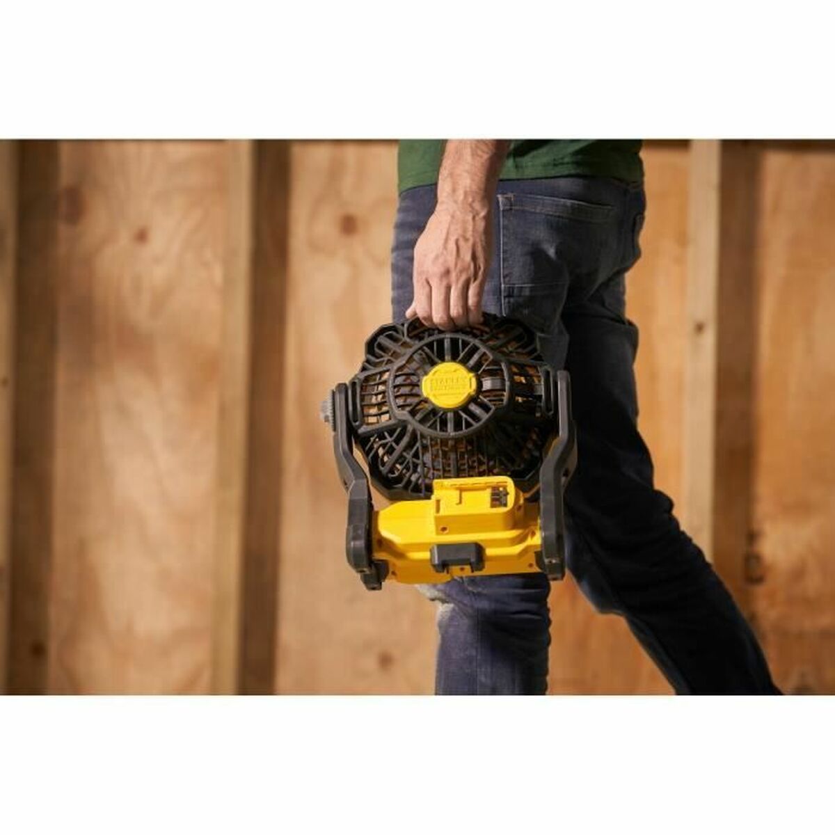 Ventilator Stanley SFMCE001B-XJ