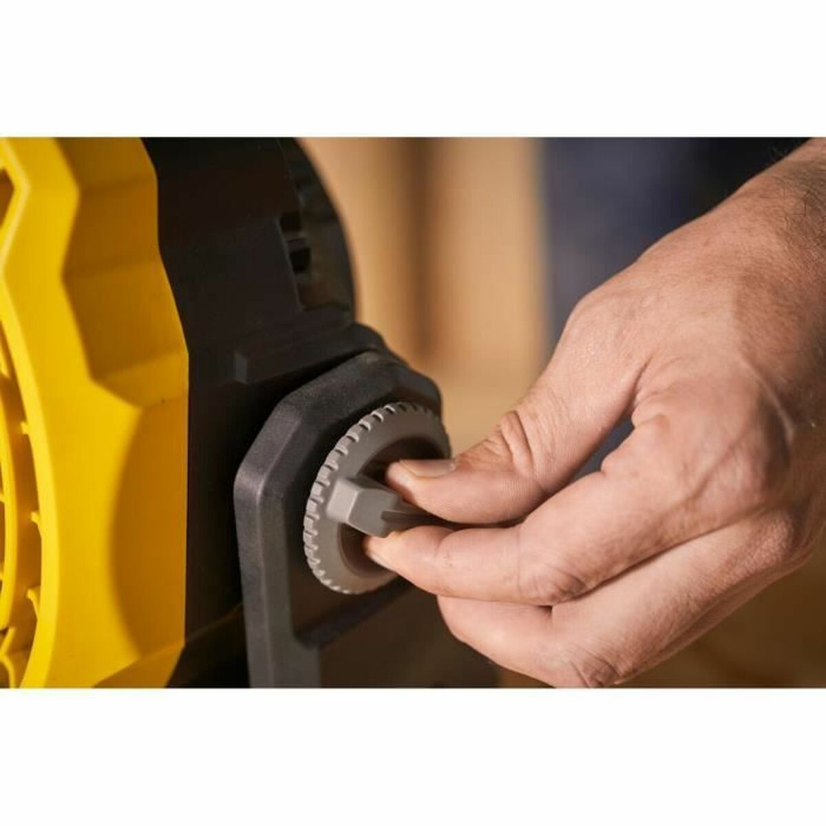 Ventilator Stanley SFMCE001B-XJ