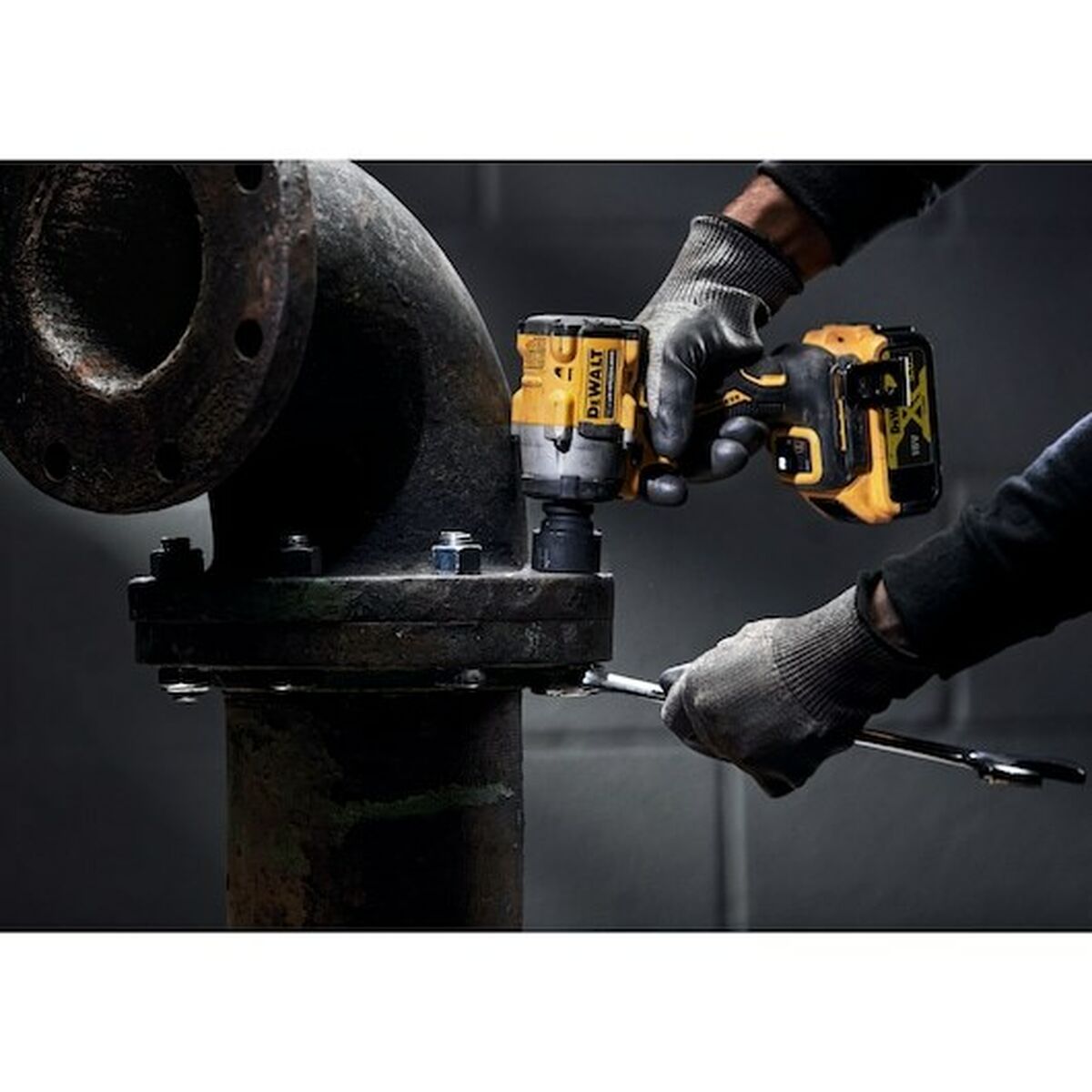 Impact wrench Dewalt DCF922P2T-QW