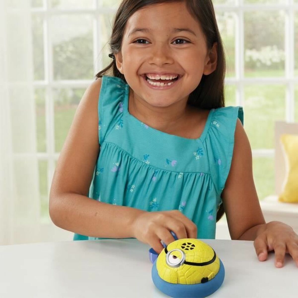 Board game EPOCH D’ENFANCE Minions Hover Strike Battle