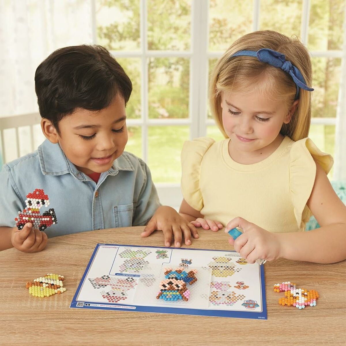 Glass beads Aquabeads