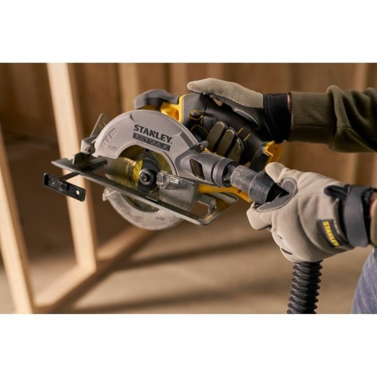 Circular saw Stanley SFMCS500M1S-QW