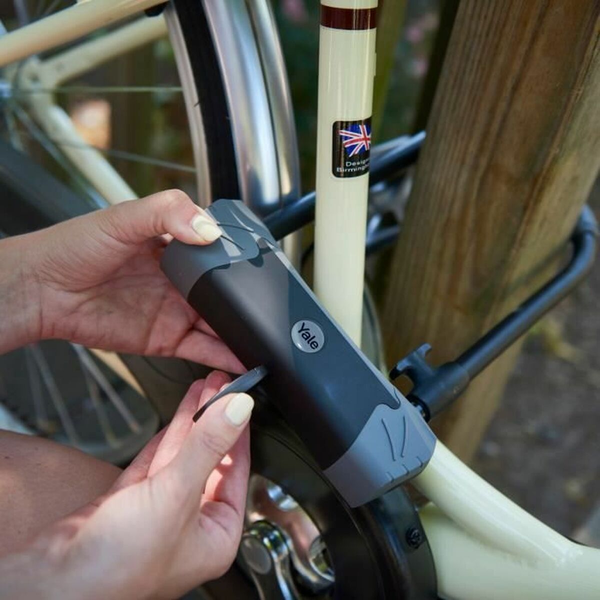 Key padlock Yale Black 30 x 7 x 18 cm