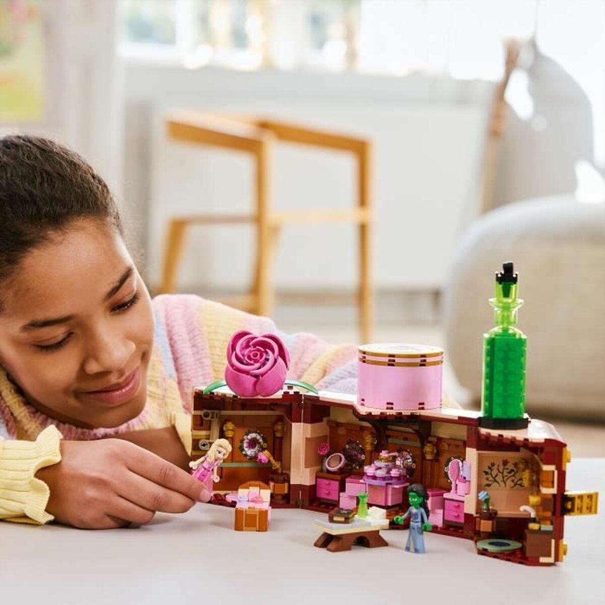 Construction set Lego Wicked 75683 Glinda and Elphaba’s Dorm 740 Pieces