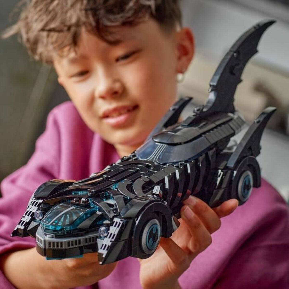 Construction set Lego 76304 Batman Forever Batmobile 909 Pieces