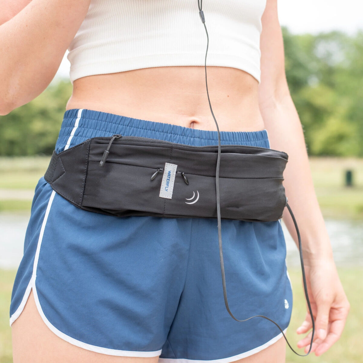Waterfly Running Waist Bag 3.0 Black Unisex Lycra 1L with Reflectors & Headphone Output