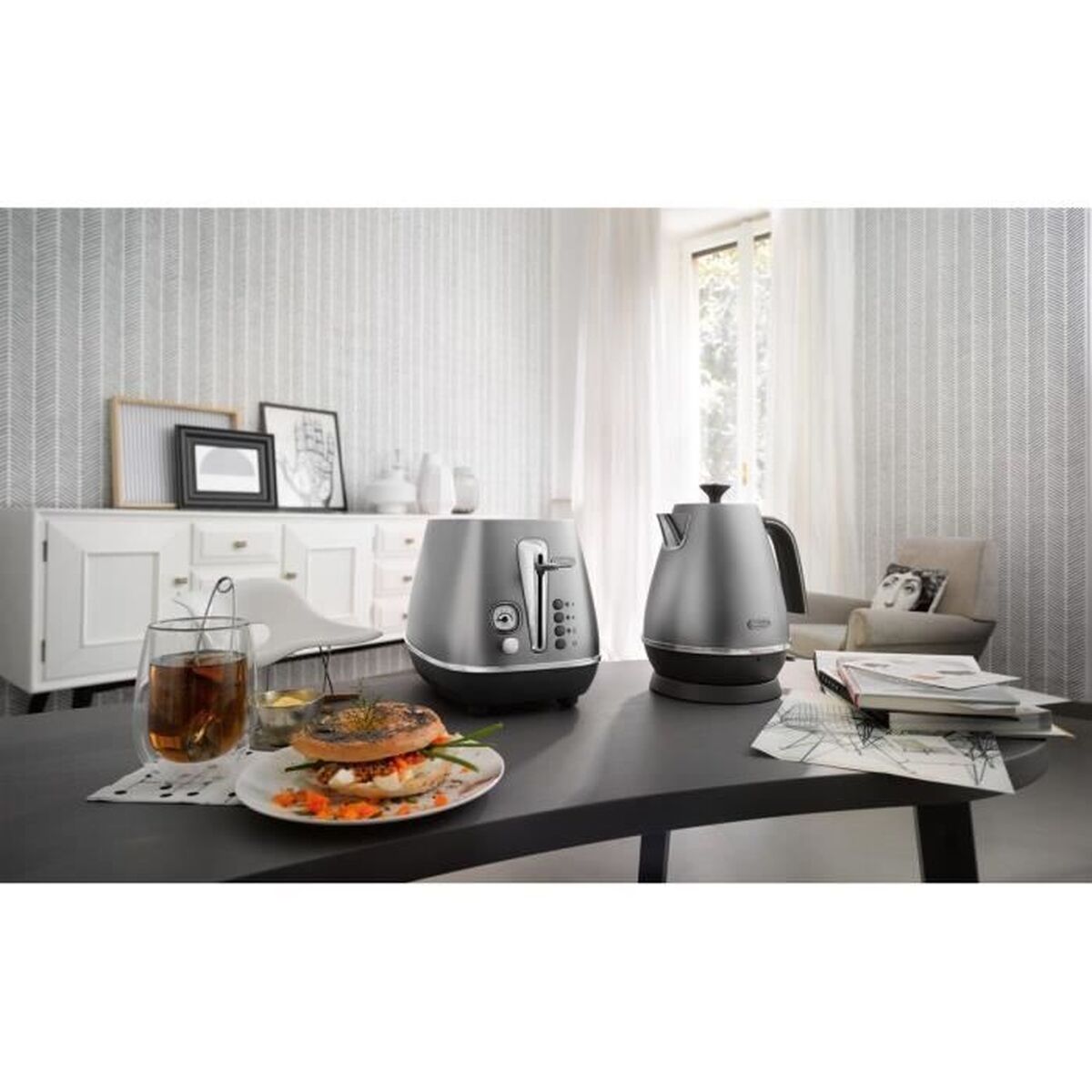 Kettle DeLonghi KBI2001.S 2000 W 1,7 L Silver Chrome Metal