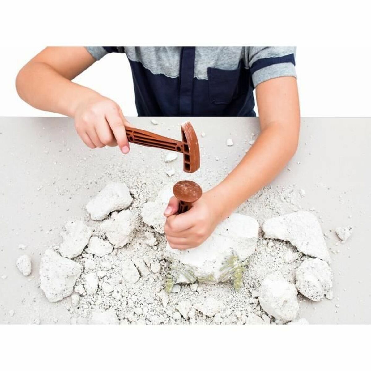 Excavation Game Clementoni T-Rex fosforescente