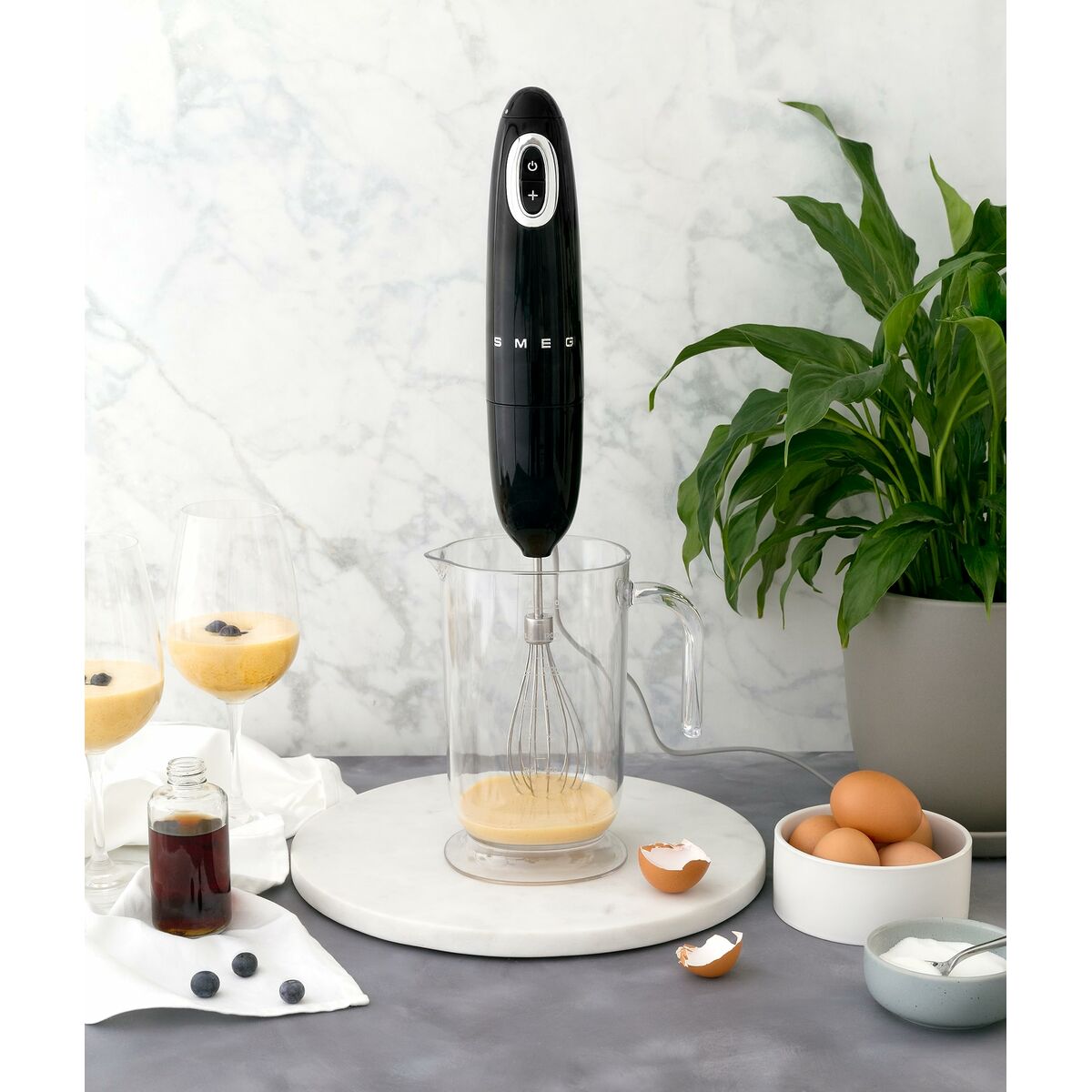 Hand-held Blender Smeg HBF11BLEU 700 W Black